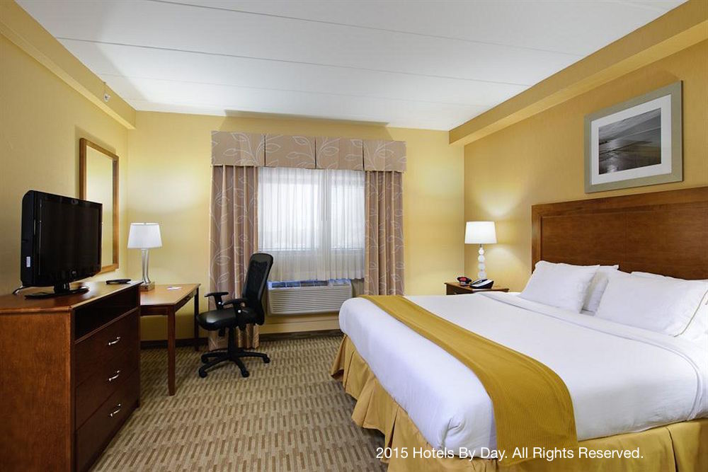 Spotlight Philadelphia: 4 Ways - 4494626 83 z
