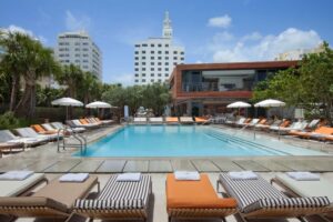 The newest day use hotels on HotelsByDay, October 2020 - hyde beach pool lo res 659x440 auto 1